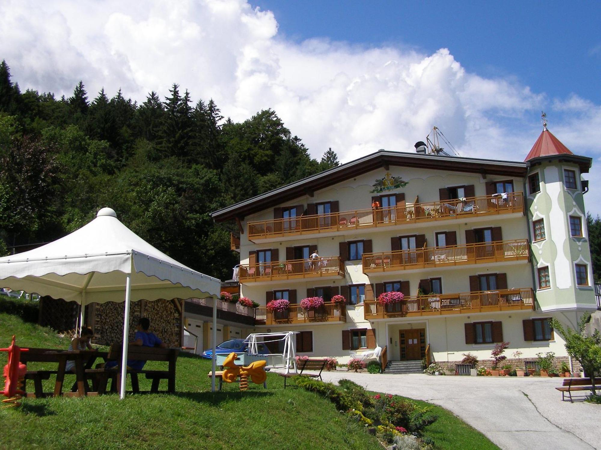 Appartamenti La Val Andalo Pokoj fotografie